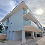 Berlino Apartment, Posto Auto Giulug Rif A206 דירה פורטו ד'אסקולי