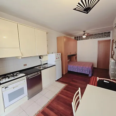 Berlino Apartment, Posto Auto Giulug Rif A206