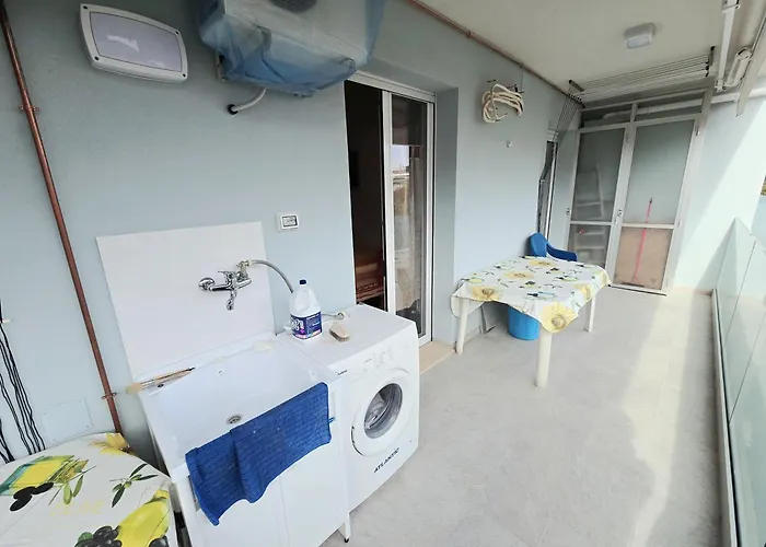 公寓 Berlino Apartment, Posto Auto Giulug Rif A206 阿斯科利港